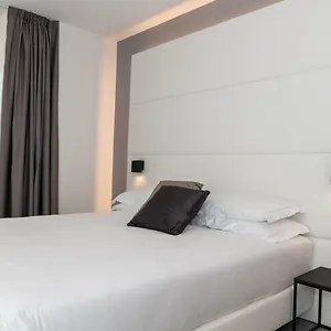 https://the-j-hotel-jesolo.hotelslidodijesolo.com